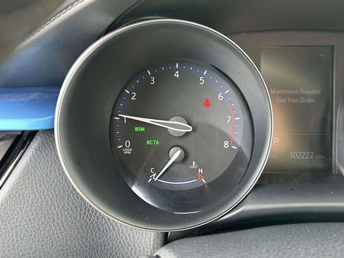 Used 2019 Toyota C-HR XLE image 22