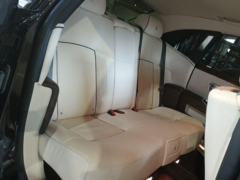 Used 2013 Rolls-Royce Ghost RWD image 40