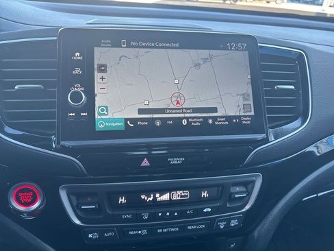 Certified 2025 Honda Ridgeline Black Edition image 22