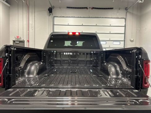 New 2026 RAM 2500 Big Horn image 32