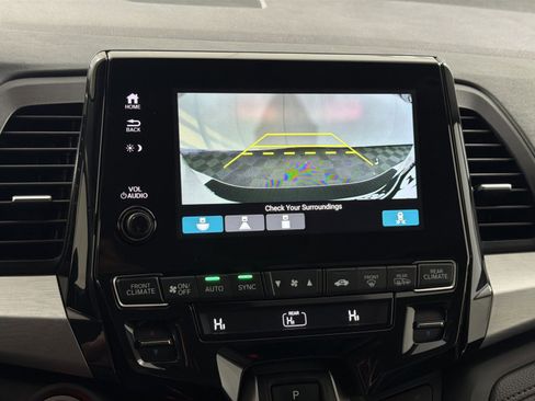 Used 2023 Honda Odyssey EX-L image 19