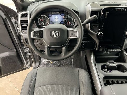 Used 2024 RAM 2500 Big Horn w/ Level 2 Equipment Group AWD/4WD image 20