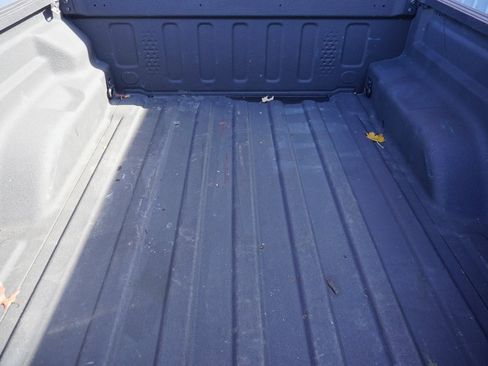 Used 2021 Jeep Gladiator Willys image 6