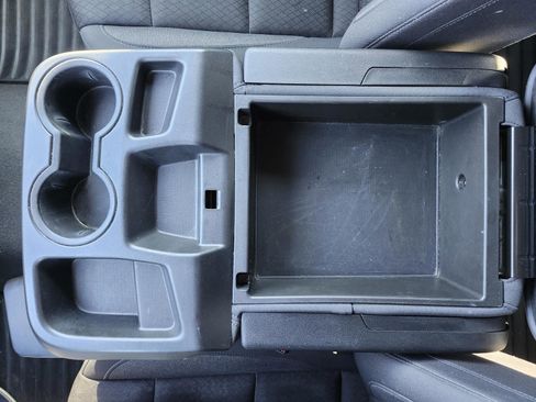 Used 2024 GMC Sierra 1500 Elevation image 24