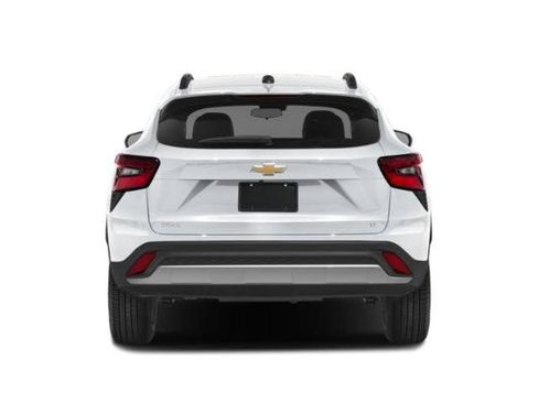 Used 2025 Chevrolet Trax LT w/ LT Convenience Package FWD image 8
