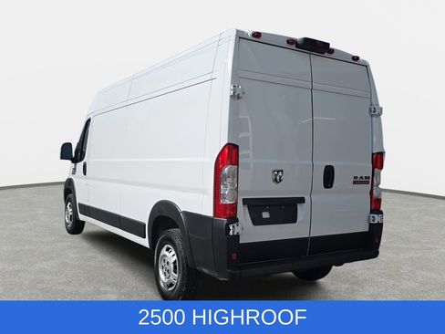 Used 2022 RAM ProMaster 2500 w/ Premium Convenience Group FWD image 7