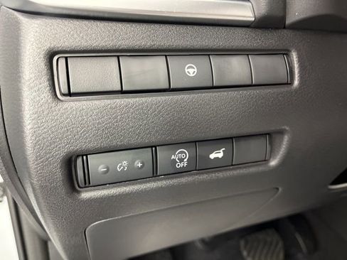 New 2026 Nissan Rogue SV image 31