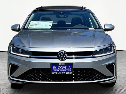 New 2026 Volkswagen Jetta SE FWD image 2