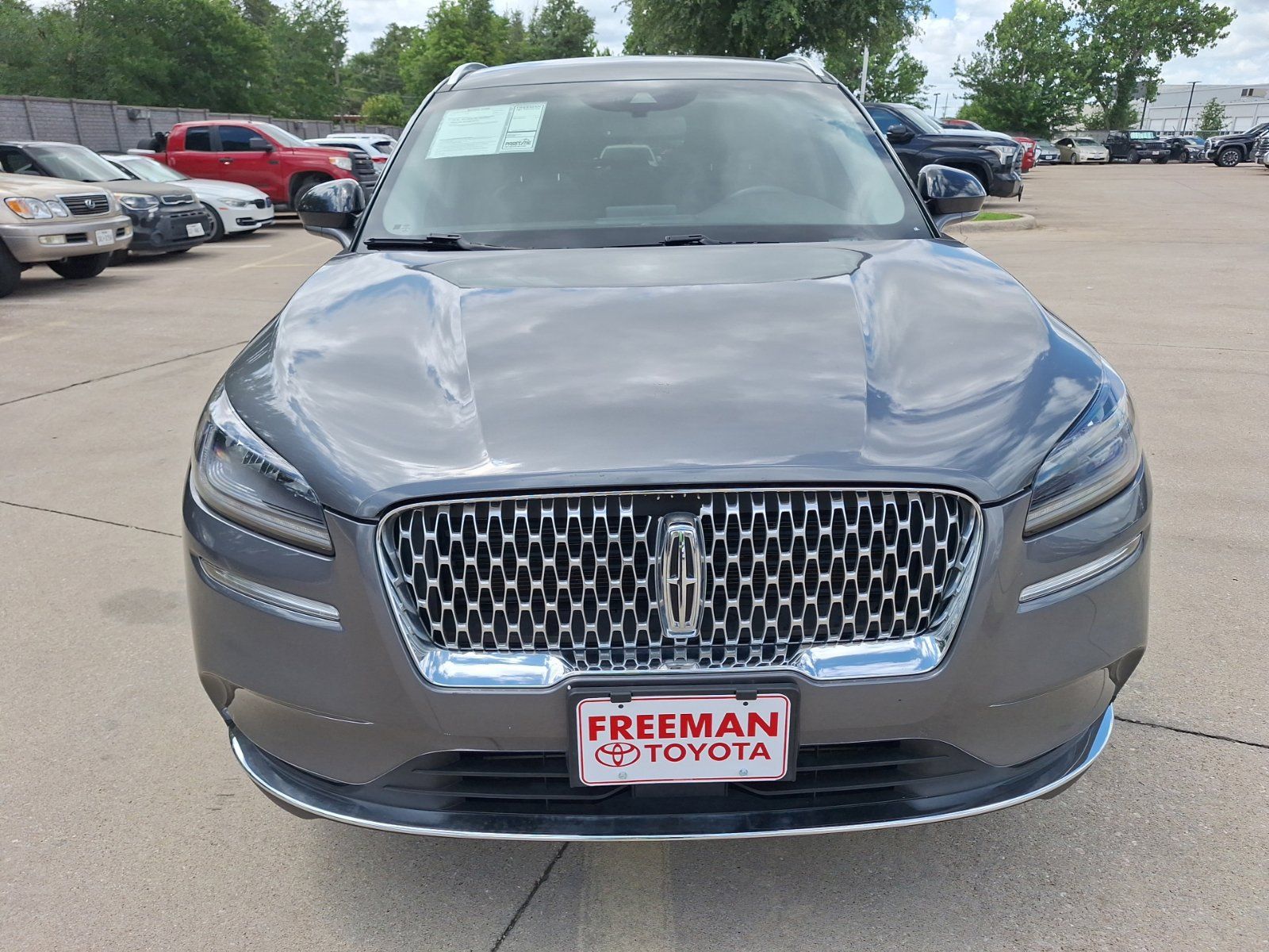 Used 2022 Lincoln Corsair FWD w/ Equipment Group 101A image 9