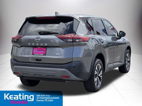 Used 2022 Nissan Rogue SV FWD image 5