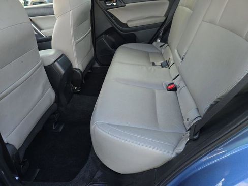 Used 2017 Subaru Forester 2.5i Limited image 10
