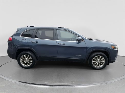 Used 2021 Jeep Cherokee Latitude Lux w/ Comfort/Convenience Group image 5