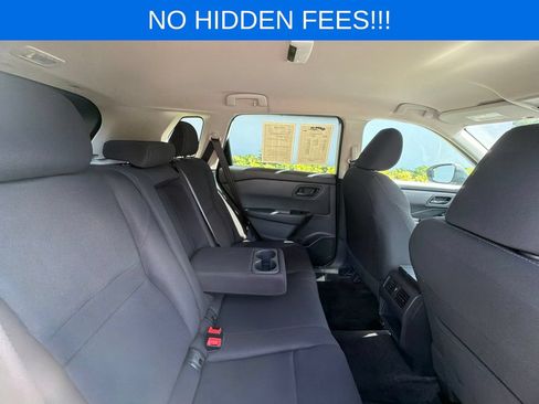 Used 2025 Nissan Rogue S FWD image 27