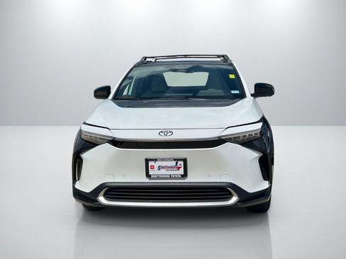 Used 2024 Toyota bZ4X FWD image 2