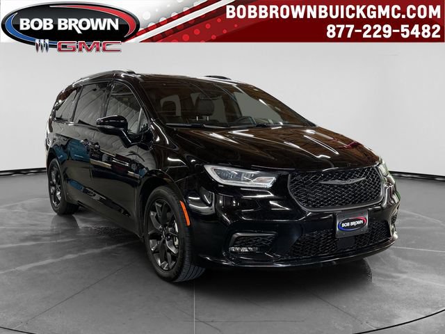 Used 2025 Chrysler Pacifica Limited FWD image 1