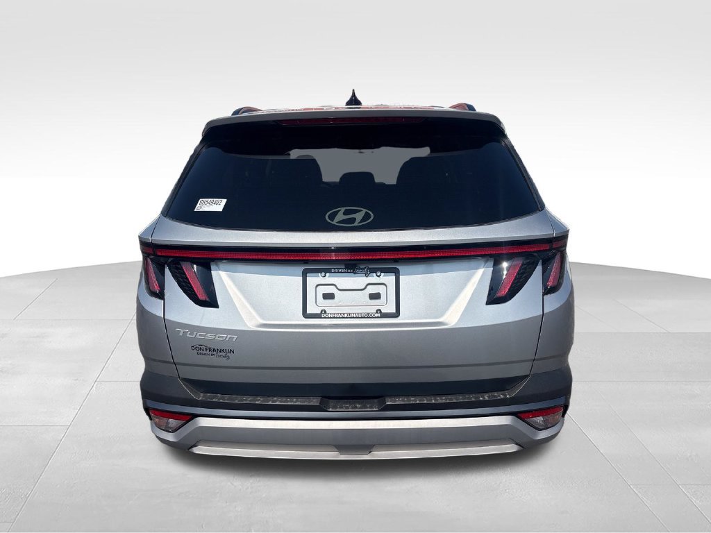 Used 2025 Hyundai Tucson SEL FWD image 4