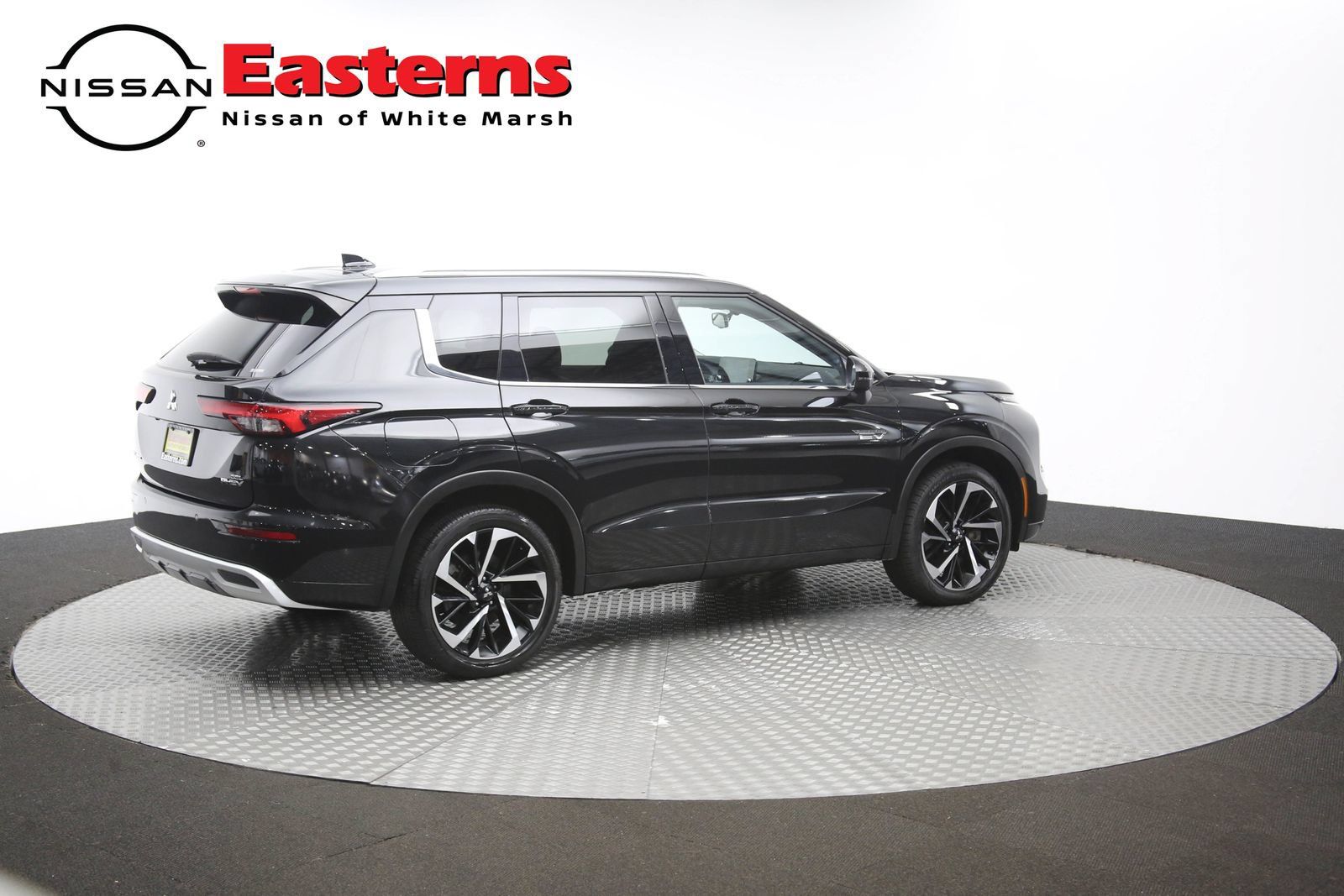 Used 2024 Mitsubishi Outlander SEL AWD/4WD image 45