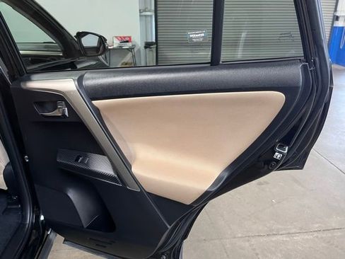 Used 2015 Toyota RAV4 XLE image 14