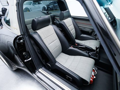 Used 1992 Porsche 911 Targa RWD image 33