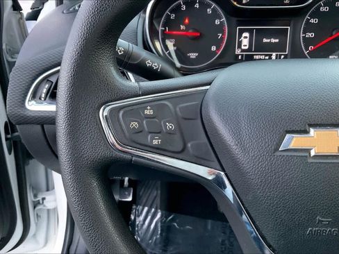 Used 2019 Chevrolet Cruze LT w/ LT Fleet Convenience Package image 22