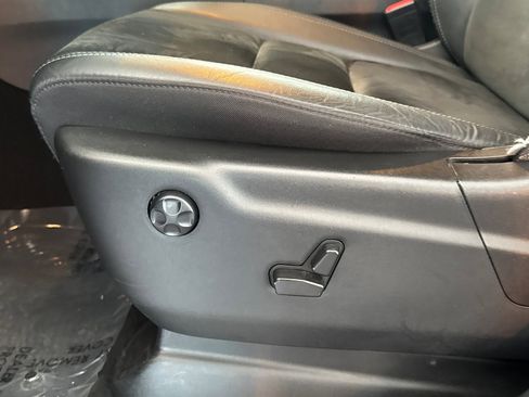 Used 2022 Dodge Durango GT image 12