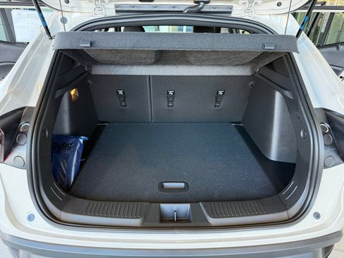 New 2026 Chevrolet Trax RS w/ Sunroof Package FWD image 37