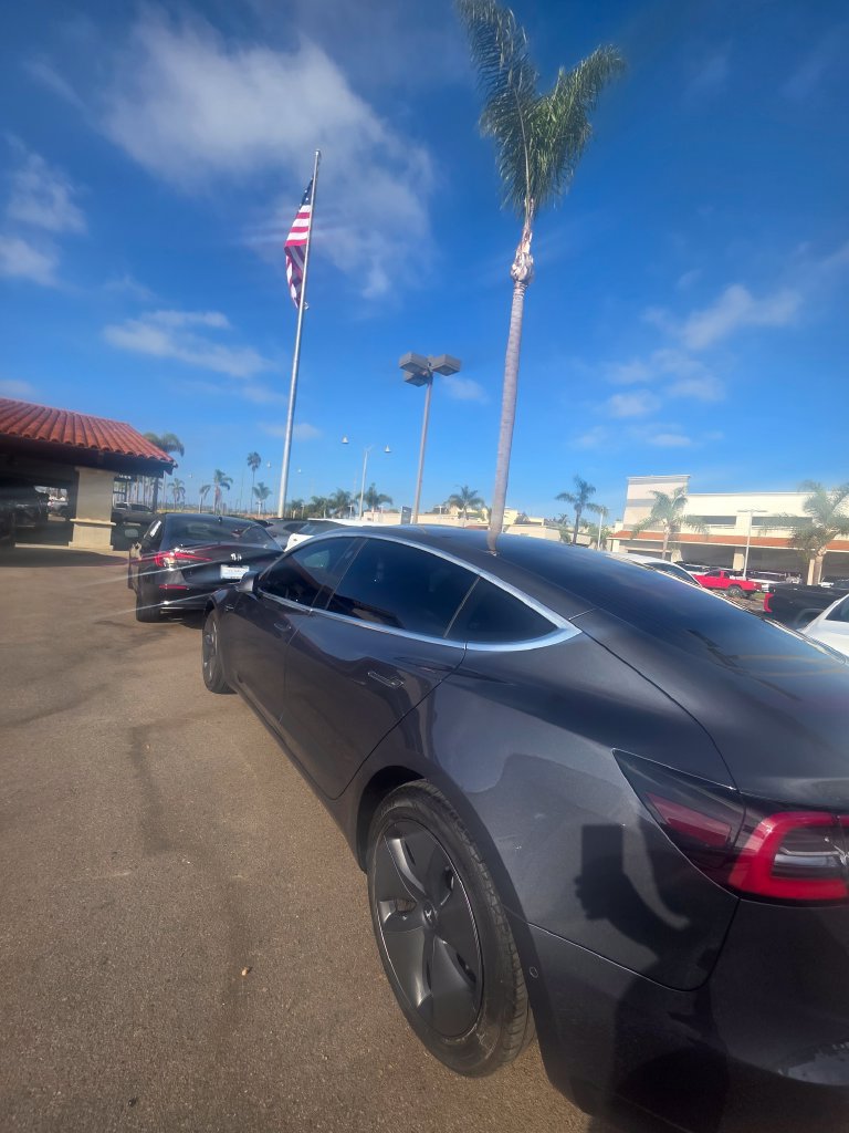 Used 2019 Tesla Model 3 RWD image 4