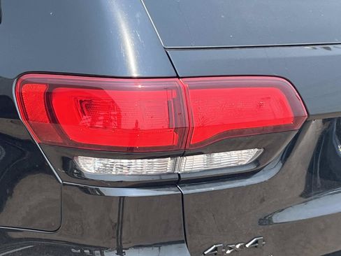 Used 2021 Jeep Grand Cherokee Laredo X AWD/4WD image 43