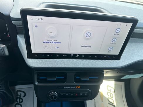 New 2025 Ford Maverick XLT w/ XLT Luxury Package image 8