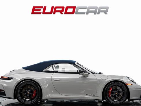 Used 2026 Porsche 911 Carrera 4 GTS image 8