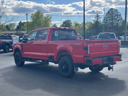 Used 2024 Ford F250 XLT w/ XLT Premium Package AWD/4WD image 5