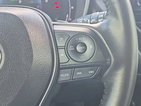Used 2025 Toyota Corolla XSE FWD image 26