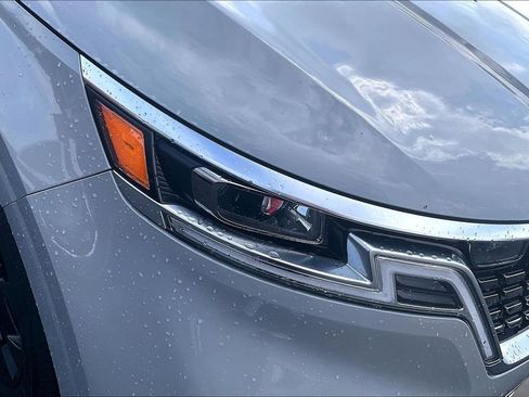 Used 2022 Kia Carnival SX Prestige FWD image 29
