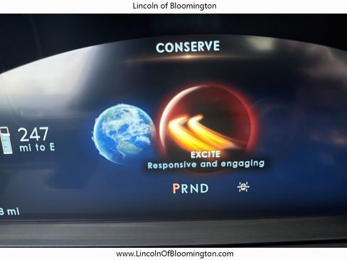 New 2025 Lincoln Corsair Reserve w/ Equipment Group 202A image 33