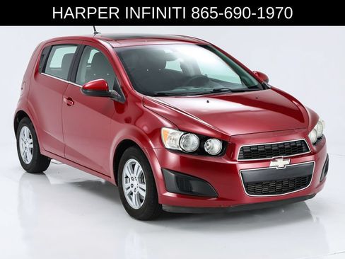 Used 2014 Chevrolet Sonic LT w/ Fun and Sun Package FWD image 16