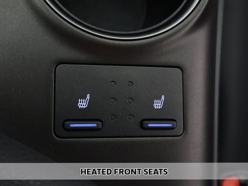 Used 2024 Toyota Camry SE image 5