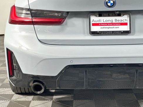 Used 2023 BMW 330e w/ M Sport Package RWD image 17