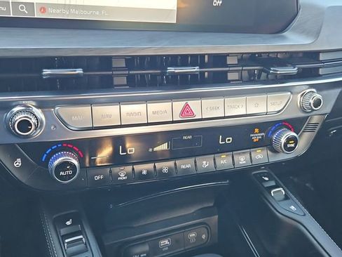 Used 2024 Kia Telluride SX Prestige X-Pro image 29