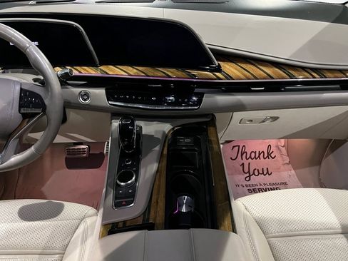 Used 2022 Cadillac Escalade Sport Platinum image 35