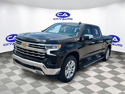 Used 2023 Chevrolet Silverado 1500 LTZ w/ LTZ Convenience Package II AWD/4WD image 10