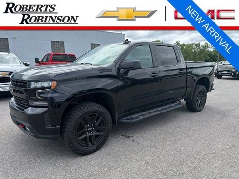 Used 2021 Chevrolet Silverado 1500 LT Trail Boss w/ LPO, Dark Essentials Package AWD/4WD image 1