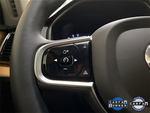 Used 2025 Volvo XC90 B6 Plus image 29