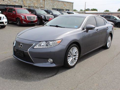 Used 2014 Lexus ES 350 w/ Premium Package FWD image 3