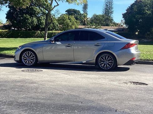 Used 2017 Lexus IS 200t image 8