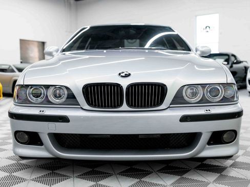Used 2002 BMW M5 RWD image 7