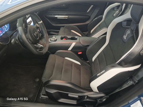 Used 2020 Ford Mustang Shelby GT500 w/ Carbon Fiber Track Pack image 19