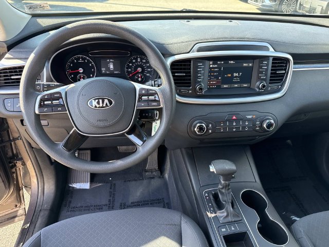 Used 2019 Kia Sorento AWD image 17