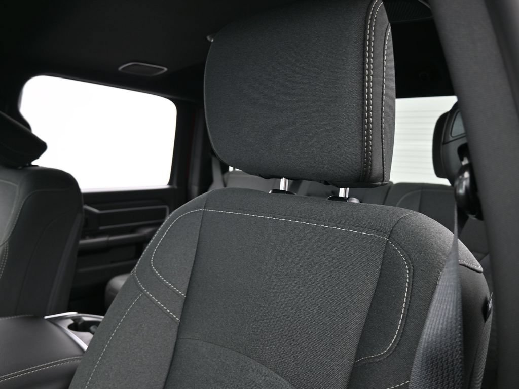 New 2026 RAM 2500 Big Horn AWD/4WD image 15