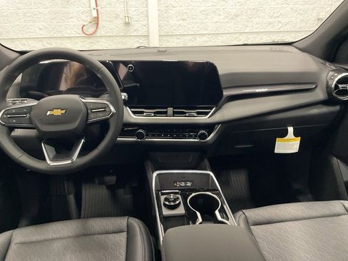 New 2026 Chevrolet Equinox LT w/ Convenience Package II image 10