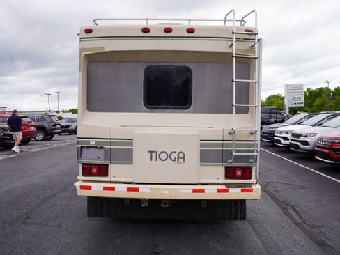 Used 1988 Ford E-350 and Econoline 350 RWD image 3